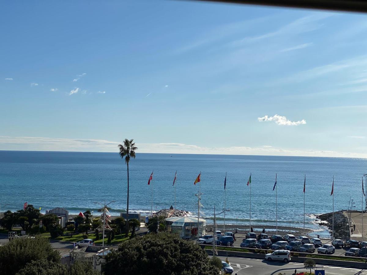 Casa Al Mare Appartement Varazze Buitenkant foto