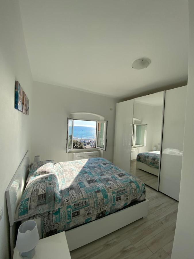 Casa Al Mare Appartement Varazze Buitenkant foto
