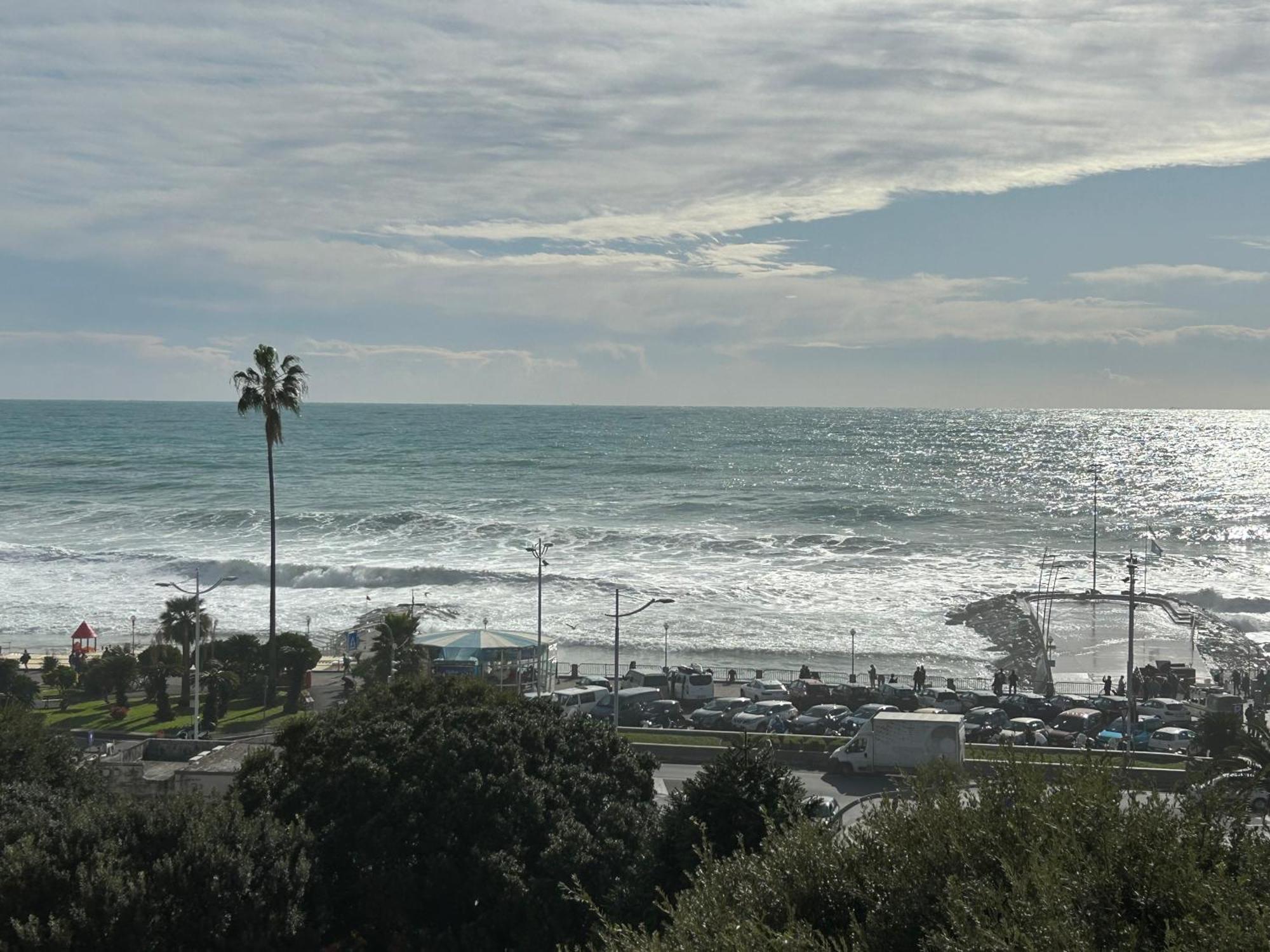 Casa Al Mare Appartement Varazze Buitenkant foto
